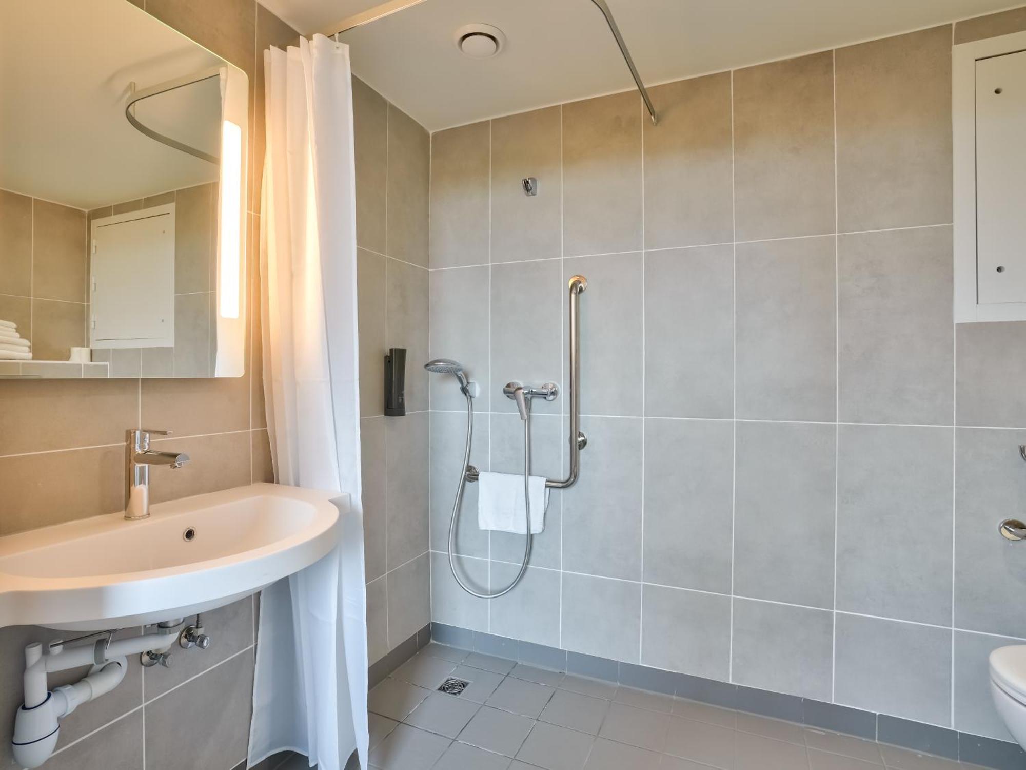 B&B Hotel Paris Porte D'Orleans Монруж Екстер'єр фото